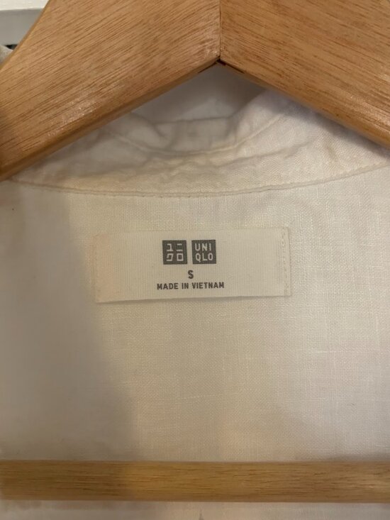 100% linen white button-down Uniqlo Perfect condition - Picture 4 of 5